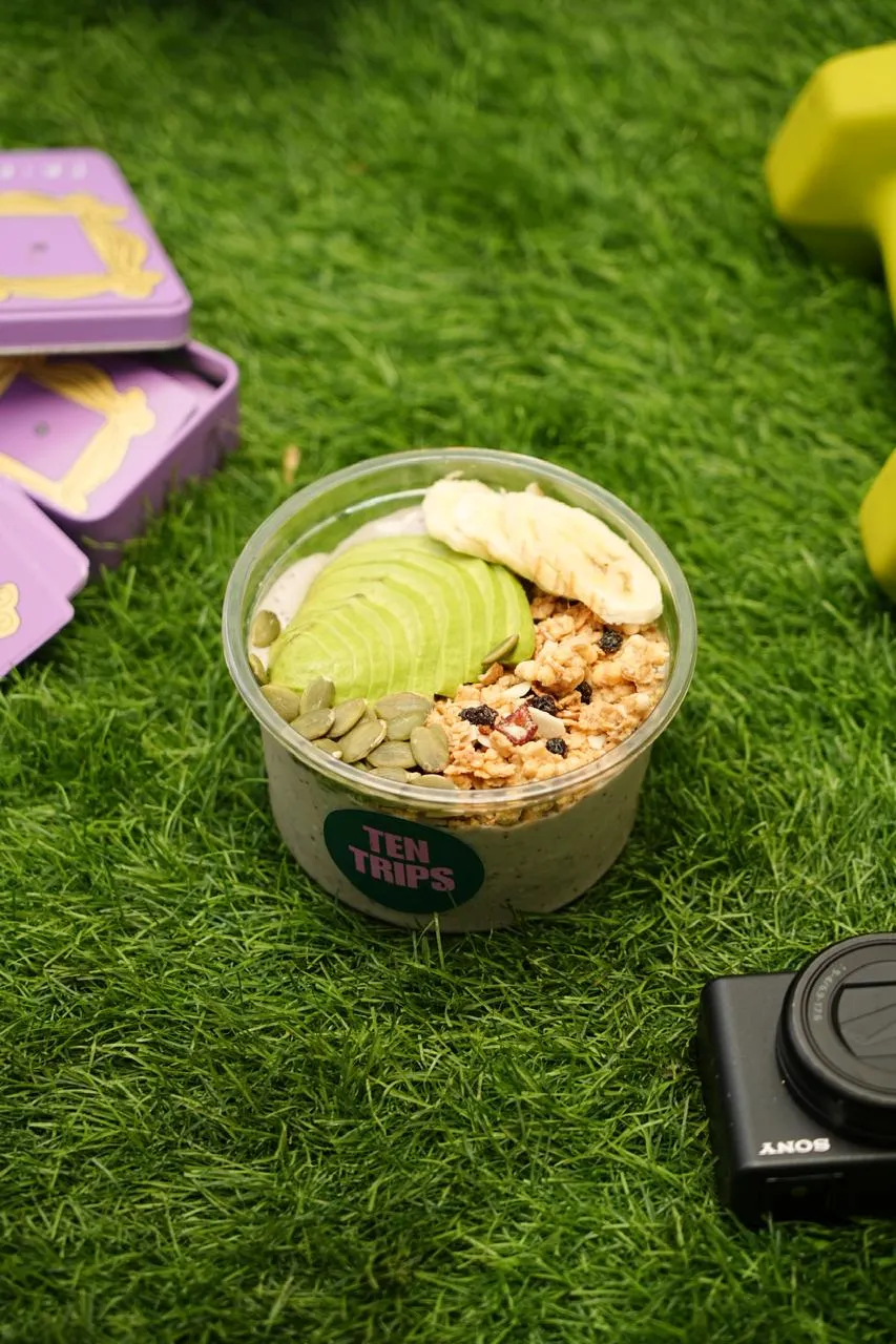 AvocaDOPE avocado smoothie bowl at Ten Trips Cafe Kandivali East Mumbai